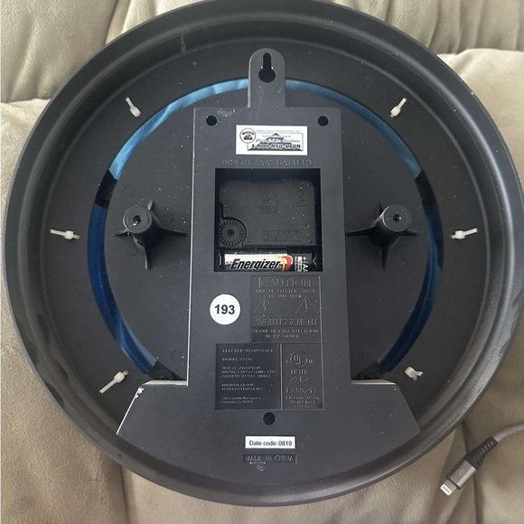 clock - Picture 2 of 2